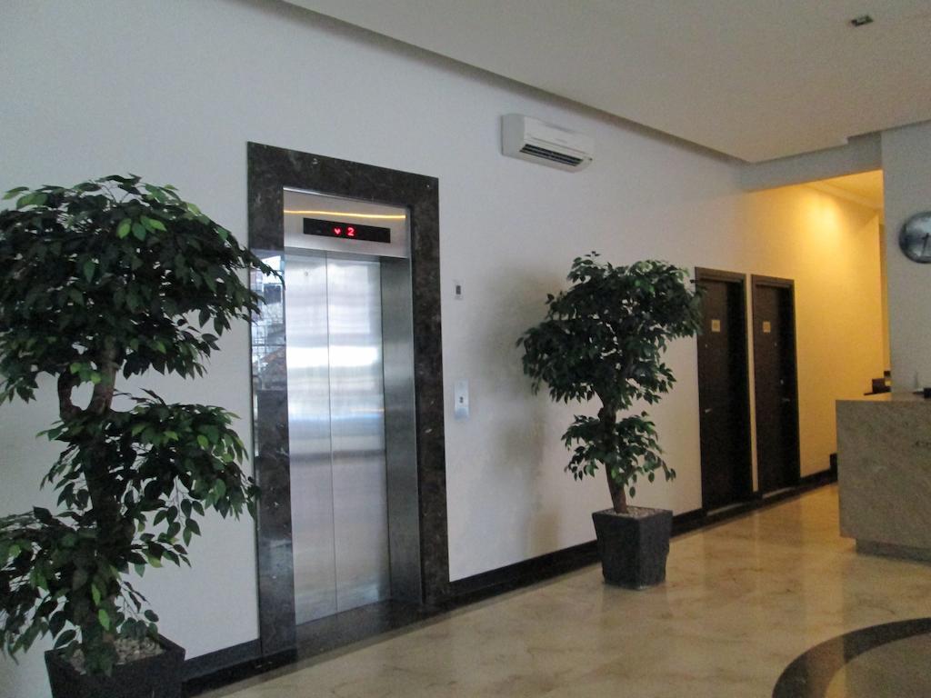 N3 Hotel Jakarta Exteriör bild