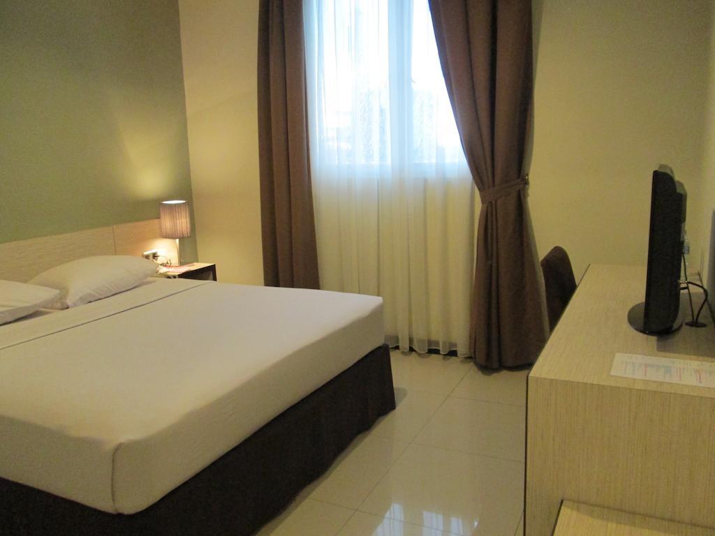 N3 Hotel Jakarta Rum bild