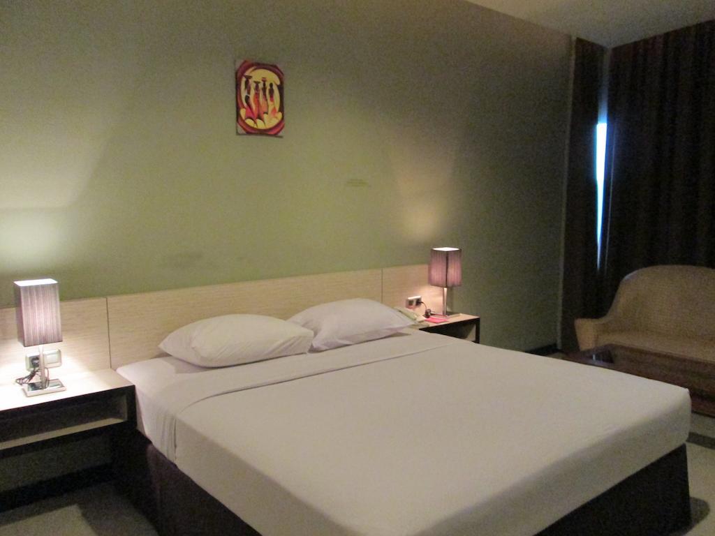 N3 Hotel Jakarta Rum bild